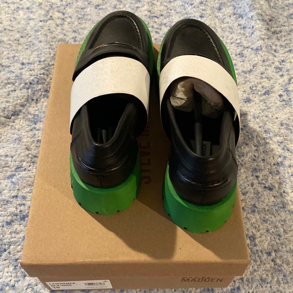 Steve Madden clogs